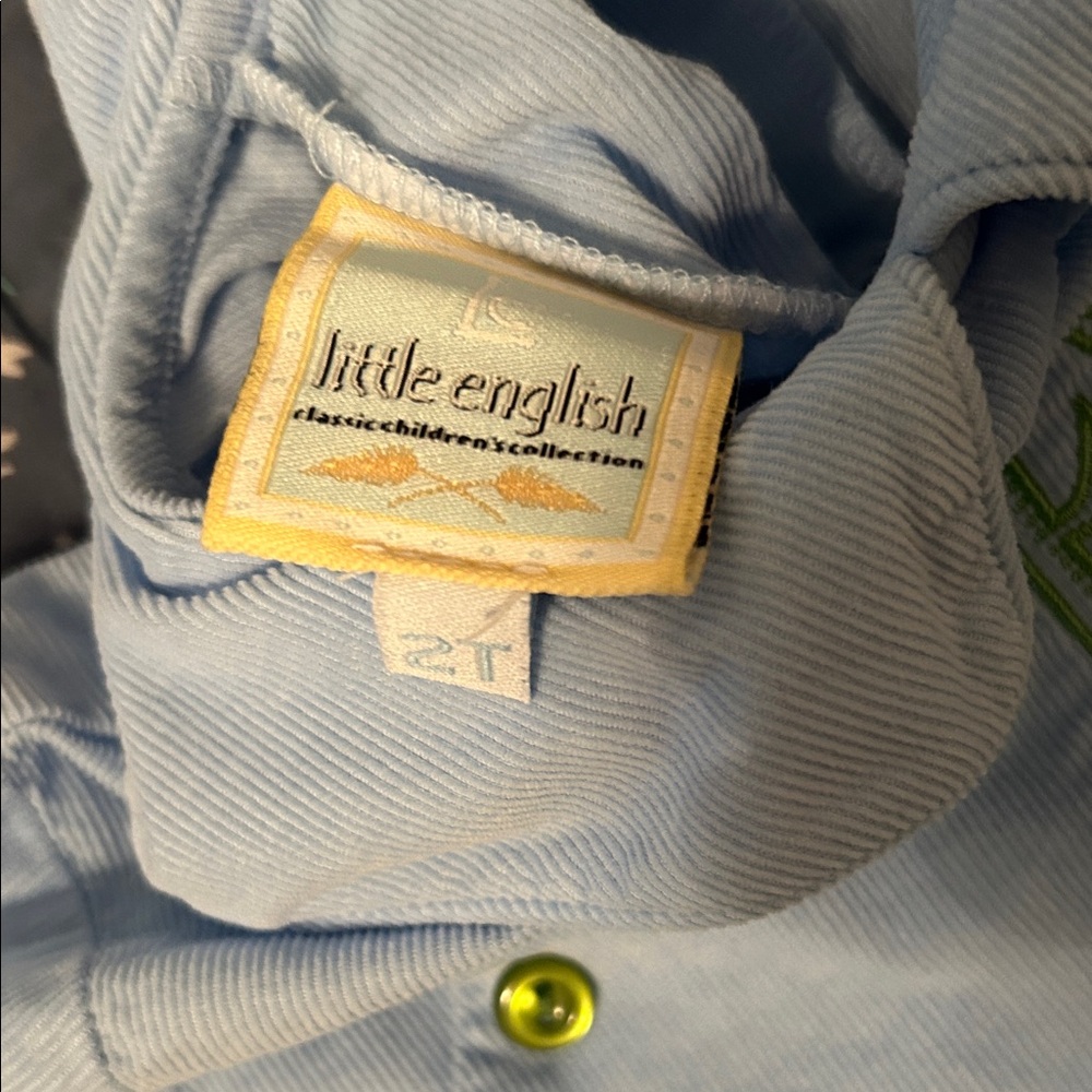 Monogrammed “E” Blue Shirt and Green Shorts Set - Picture 3 of 6